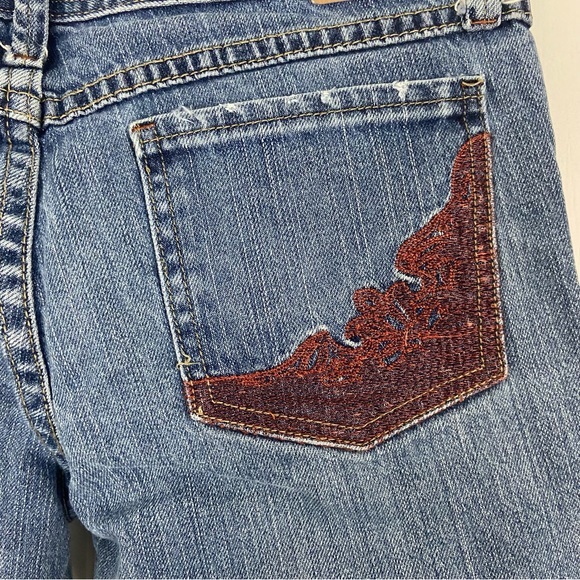 Mudd Jeans Embroidered Distressed Denim Flare Bootcut Woman’s Junior Sz 9 - Picture 9 of 12